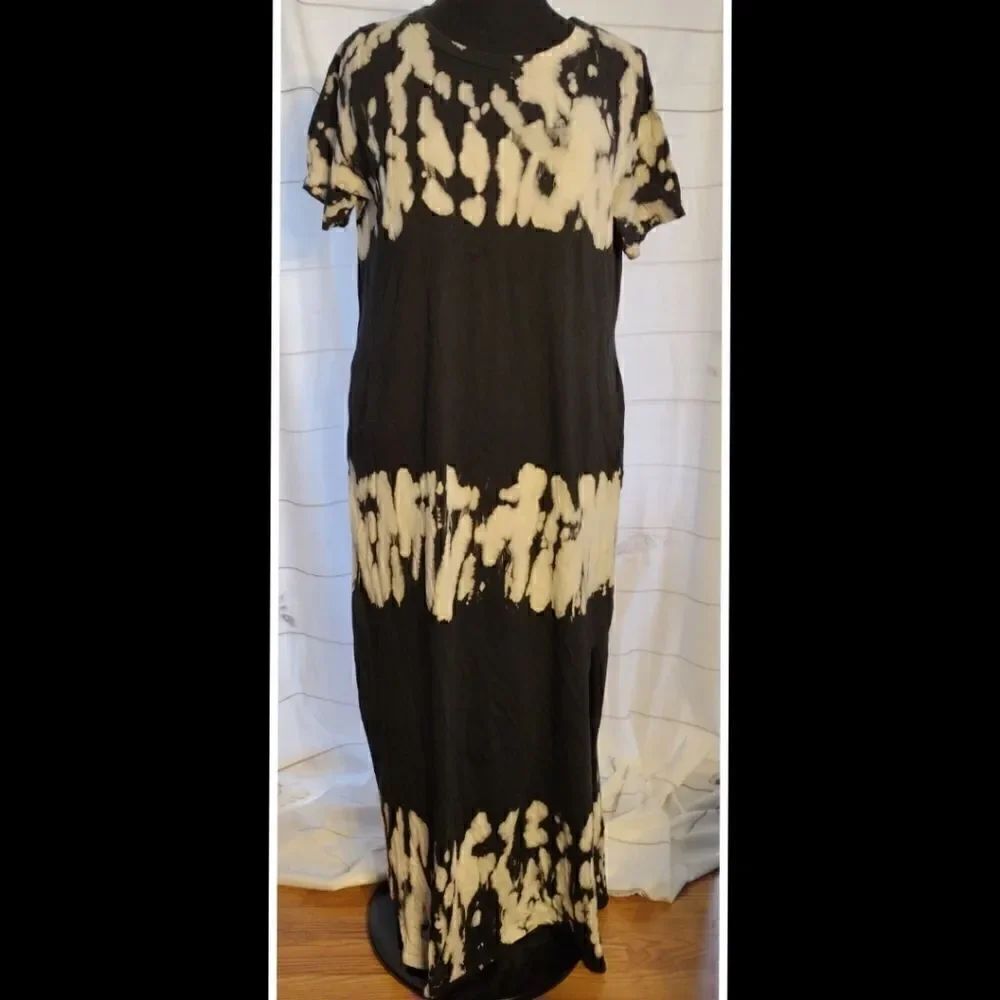 💕Tie Dye Black And White Maxi Dress With Side Pockets Size Medium No Brand